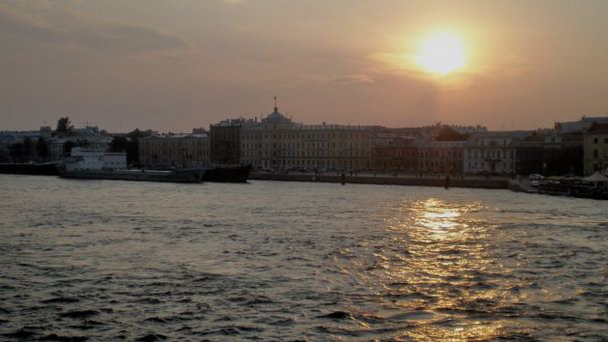 Набережная лейтенанта Шмидта Набережная лейтенанта Шмидта