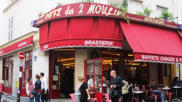 Кафе Две мельницы в Париже Кафе Две мельницы в Париже
