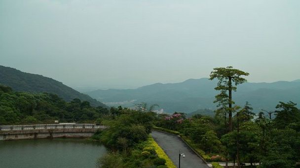 Горно-лесной парк Maofeng в Гуанчжоу Горно-лесной парк Maofeng в Гуанчжоу
