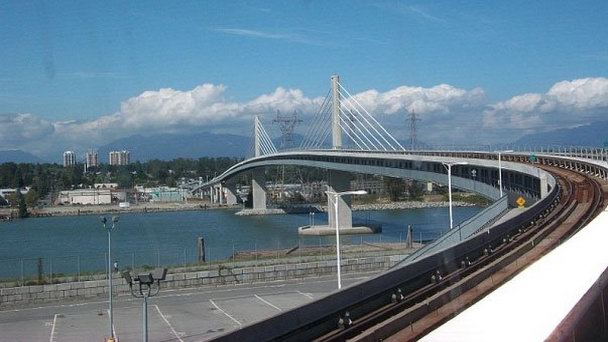 Мост North Arm в Ванкувере Мост North Arm в Ванкувере