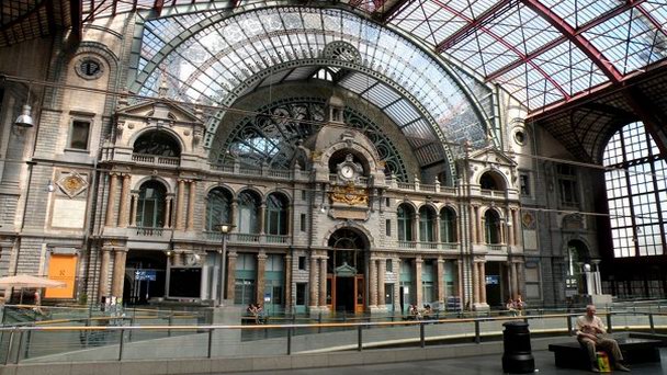 Центральный вокзал Антверпена Центральный вокзал Антверпена