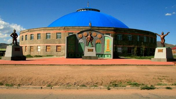 Борцовский дворец города Морон Борцовский дворец города Морон