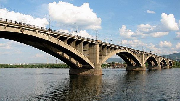 Коммунальный мост через Енисей Коммунальный мост через Енисей