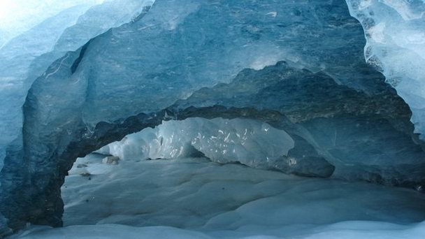 Пещера Айсризенвельт Пещера Айсризенвельт