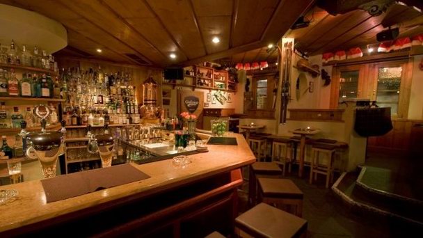 Бар Ginhouse Бар Ginhouse