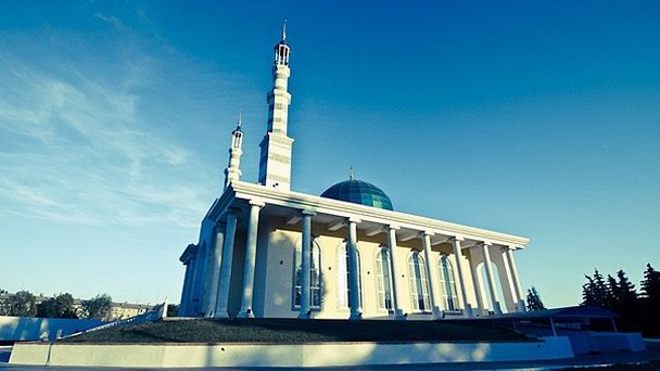 Новая мечеть Новая мечеть