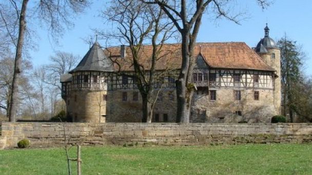 Замок Ирмельсгаузен Замок Ирмельсгаузен