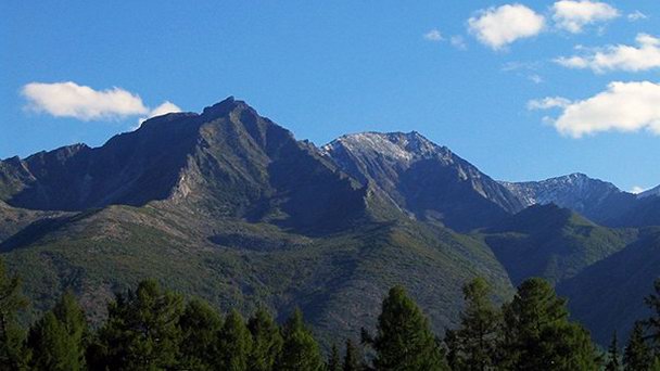 Северо-Муйский хребет Северо-Муйский хребет
