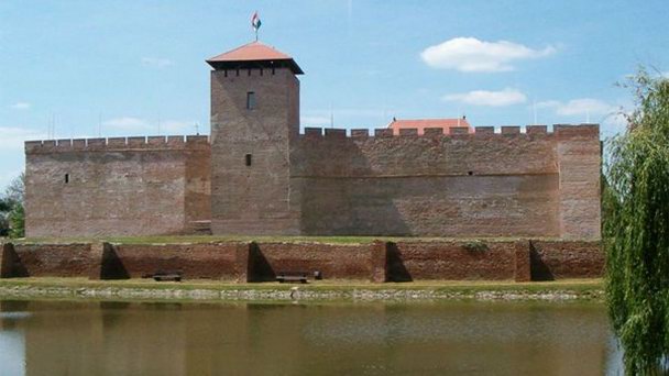 Крепость Дьюла Крепость Дьюла