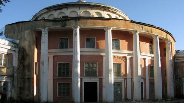 Тверской речной вокзал в Твери Тверской речной вокзал в Твери