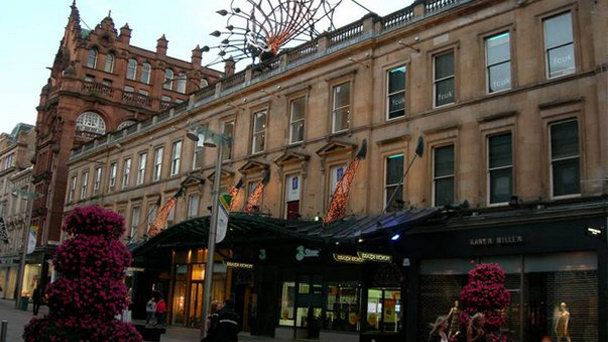 Торговый центр Принцес Сквер в Шотландии Торговый центр Принцес Сквер в Шотландии