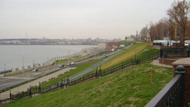 Набережная Зодчего Дудина в Ижевске Набережная Зодчего Дудина в Ижевске