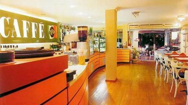 Кафе Caffe Piu в Бодруме Кафе Caffe Piu в Бодруме