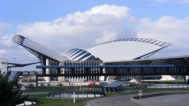 Аэропорт Лион Сент-Экзюпери в Рона-Альпах Аэропорт Лион Сент-Экзюпери в Рона-Альпах