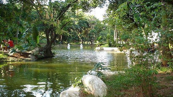 Парк Campo de Sao Bento в Рио-де-Жанейро Парк Campo de Sao Bento в Рио-де-Жанейро