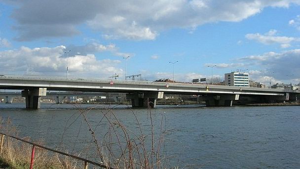 Мост Баррикадников Мост Баррикадников