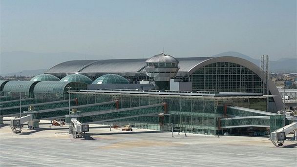 Международный аэропорт имени Аднана Мендереса в Измире Международный аэропорт имени Аднана Мендереса в Измире