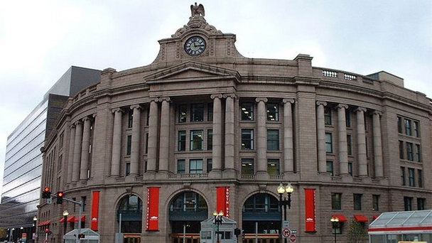 Южный вокзал в Бостоне Южный вокзал в Бостоне