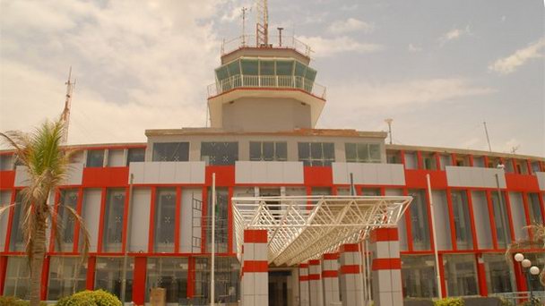 Международный аэропорт Амину Кано Mallam в Абудже Международный аэропорт Амину Кано Mallam в Абудже