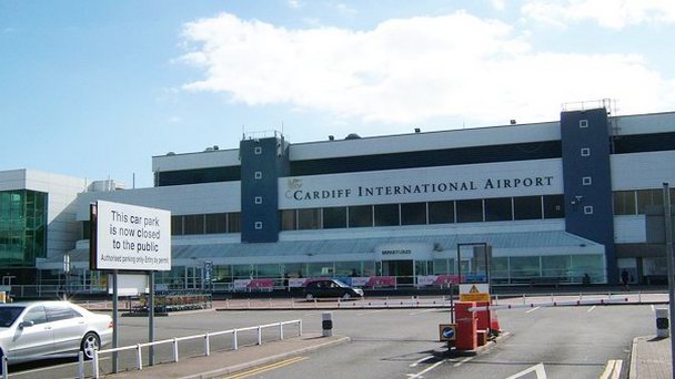 Международный аэропорт Кардиффа в Уэльсе Международный аэропорт Кардиффа в Уэльсе