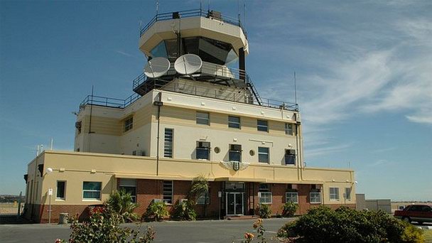 Аэропорт Парафилд в Аделаиде Аэропорт Парафилд в Аделаиде