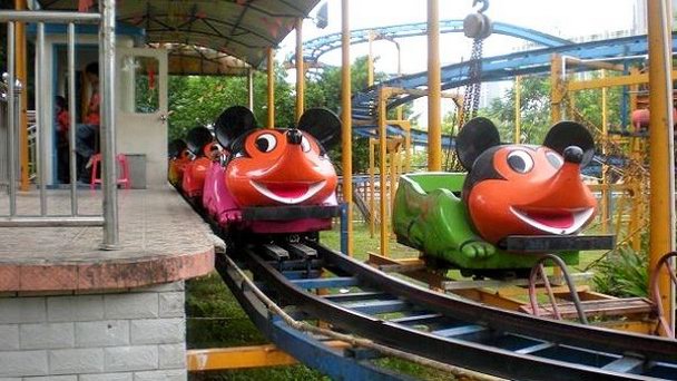 Парк Xiaofantian Paradise в Гуанчжоу Парк Xiaofantian Paradise в Гуанчжоу