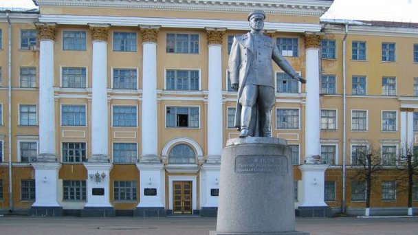 Памятник маршалу Жукову Памятник маршалу Жукову