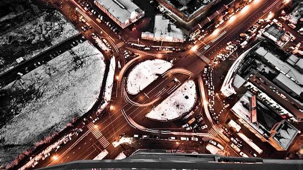 Площадь Академика Петрова Площадь Академика Петрова