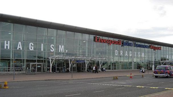 Ливерпульский аэропорт имени Джона Леннона в Англии Ливерпульский аэропорт имени Джона Леннона в Англии