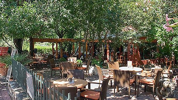 Кафе Garden Caffe на Барской Ривьере Кафе Garden Caffe на Барской Ривьере