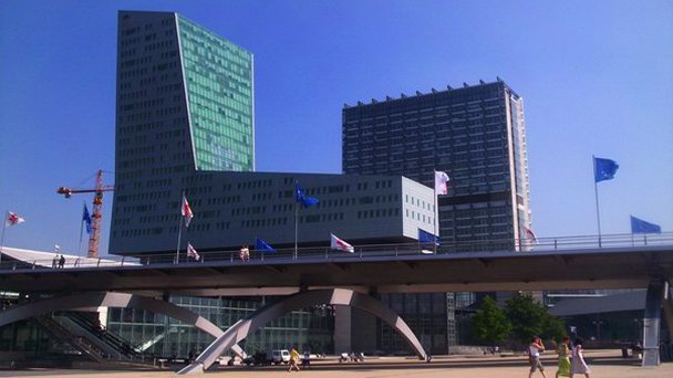 Железнодорожный вокзал Лилль Европа в Нор-Па-де-Кале Железнодорожный вокзал Лилль Европа в Нор-Па-де-Кале