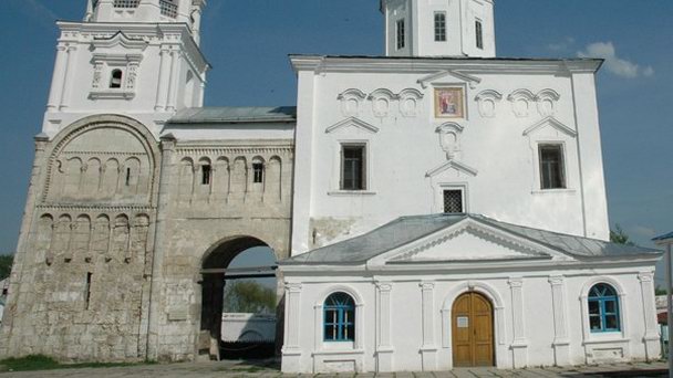 Врата Боголюбовского монастыря Врата Боголюбовского монастыря
