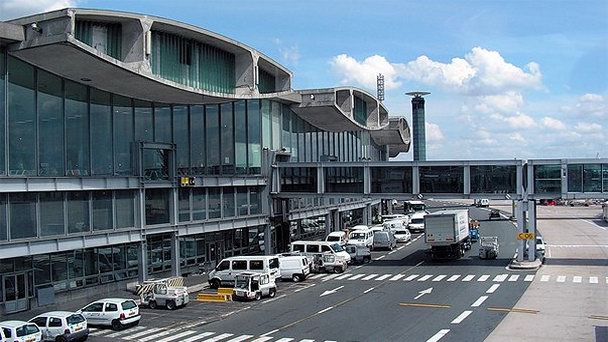 Аэропорт Шарля Де Голя в Париже Аэропорт Шарля Де Голя в Париже