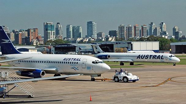 Аэропорт Хорхе Ньюбери в Буэнос-Айресе Аэропорт Хорхе Ньюбери в Буэнос-Айресе