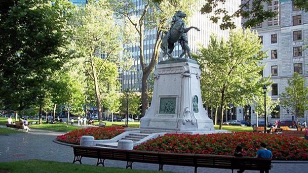 Площадь-парк Дорчестер в Монреале Площадь-парк Дорчестер в Монреале