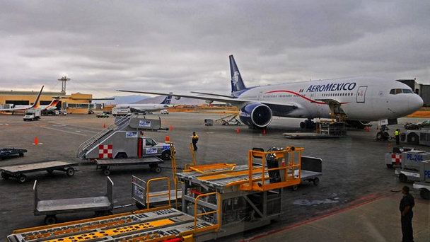 Аэропорт Тихуаны в Нижней Калифорнии Аэропорт Тихуаны в Нижней Калифорнии