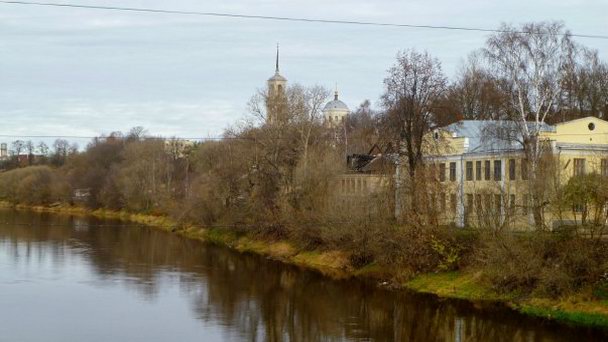 Река Тверца и Тверецкая набережная Река Тверца и Тверецкая набережная