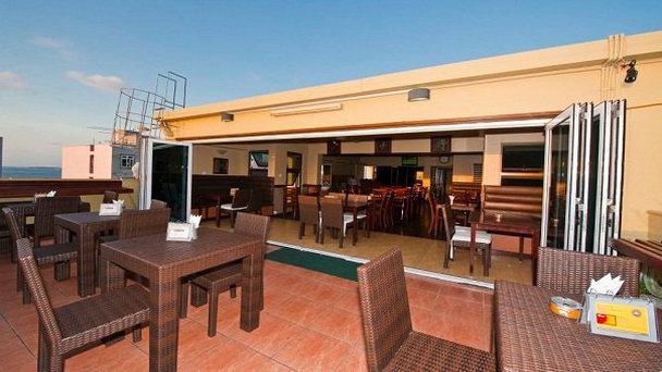 Кафе Marble Cafe в Атолле Мале Кафе Marble Cafe в Атолле Мале