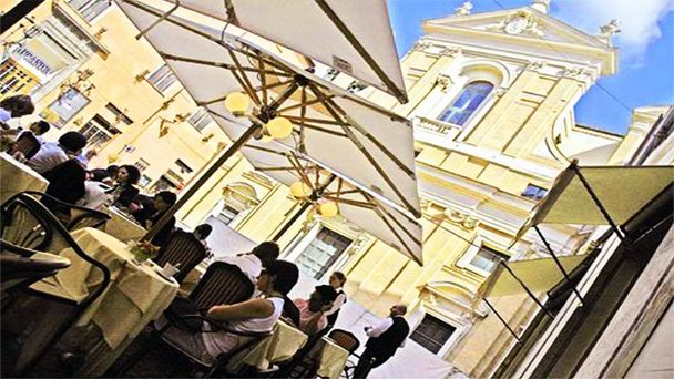 Кафе «Vitti Gran Caffe» в Риме Кафе «Vitti Gran Caffe» в Риме