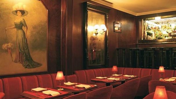 Кафе Sao Bento в Лиссабоне Кафе Sao Bento в Лиссабоне