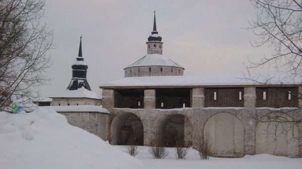 Наугольная башня Кирилло-Белозерского монастыря Наугольная башня Кирилло-Белозерского монастыря
