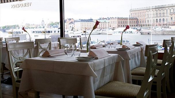 Ресторан Verandan при Grand Hotel Ресторан Verandan при Grand Hotel