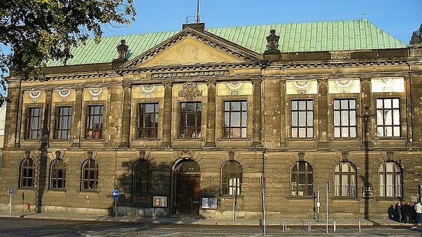 Музей музыкальных инструментов в Познани Музей музыкальных инструментов в Познани