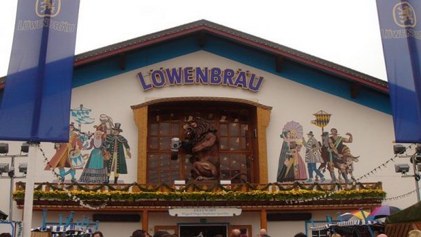 Пивная Lowenbrau в Мюнхене Пивная Lowenbrau в Мюнхене