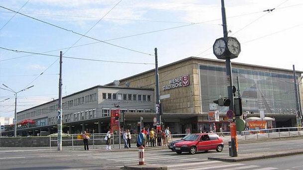 Вокзал Зюдбанхоф в Вене Вокзал Зюдбанхоф в Вене