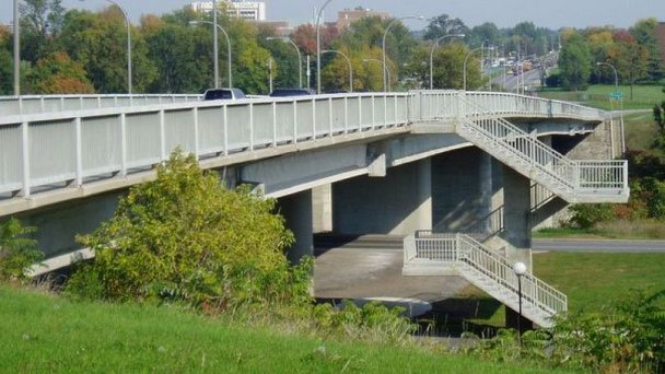 Мост Heron Road в Оттаве Мост Heron Road в Оттаве