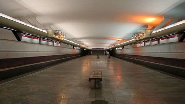 Станция метро «Молодежная» в Минске Станция метро «Молодежная» в Минске