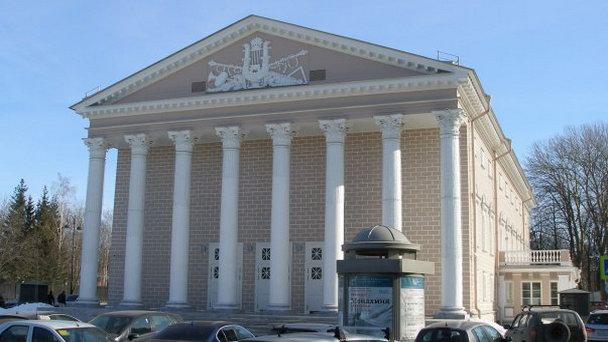 Каменноостровский театр в Санкт-Петербурге Каменноостровский театр в Санкт-Петербурге