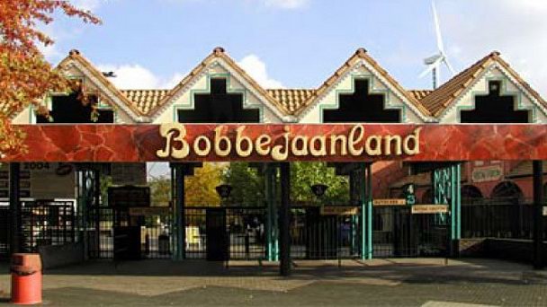 Парк развлечений BOBBEJAANLAND в Антверпене Парк развлечений BOBBEJAANLAND в Антверпене