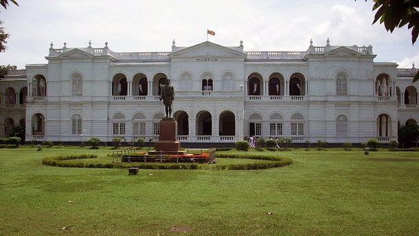 Национальный музей Национальный музей